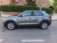 Usado VW T-Roc Edition 115 CV (84 kW) 2020 Gris / plata SUV