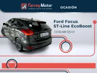 Usado Ford Focus ST-Line 125 CV (91 kW) 2017 Gris / plata Berlina