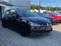 Usado VW Golf VII GTI 2018 Negro metalizado Utilitario