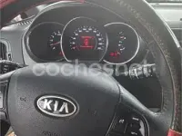 Usado Kia Rio 90 CV (66 kW) 2012 Gris / plata Berlina