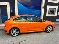 Usado Ford Focus ST 225 CV (165 kW) 2007 Naranja Berlina