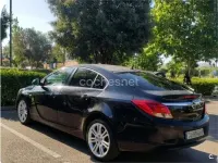 Usado Opel Insignia Sport 130 CV (95 kW) 2010 Negro Berlina