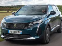 Usado Peugeot 5008 Allure 131 CV (96 kW) 2019 Blanco SUV