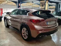 Usado Infiniti Q30 Premium 170 CV (125 kW) 2017 Beige Berlina