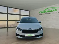 Usado Skoda Fabia 80 CV (58 kW) 2022 Blanco Utilitario