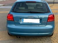 Usado Audi A3 105 CV (77 kW) 2009 Azul Utilitario