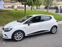 Usado Renault Clio IV LIMITED 90 CV (66 kW) 2018 Blanco Berlina