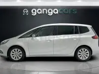 Usado Opel Zafira Tourer Selective 140 CV (102 kW) 2018 Gris / plata Monovolumen