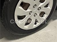 Usado Hyundai i20 84 CV (61 kW) 2015 Negro Berlina