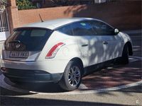 Usado Lancia Delta Silver 105 CV (77 kW) 2012 Blanco Utilitario