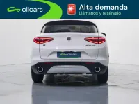 Usado Alfa Romeo Stelvio Super 210 CV (154 kW) 2017 Blanco SUV