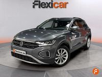 Usado VW T-Roc Life 150 CV (110 kW) 2023 Gris SUV