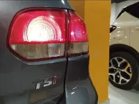 Usado VW Golf VI Sport 122 CV (89 kW) 2009 Gris / plata Utilitario