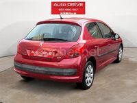 Usado Peugeot 207 75 CV (55 kW) 2006 Granate Berlina