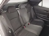 Usado Toyota C-HR Advance 140 CV (102 kW) 2025 Gris / plata SUV