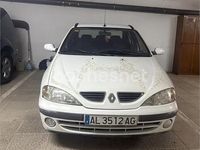 Usado Renault Mégane 95 CV (69 kW) 1999 Blanco Berlina