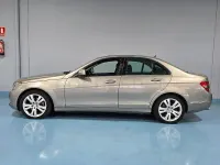 Usado Mercedes C220 Avantgarde 170 CV (125 kW) 2007 Beige Berlina