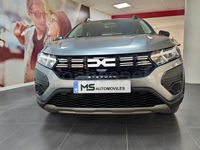 Usado Dacia Sandero Expression 91 CV (66 kW) 2024 Gris / plata Berlina