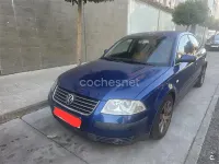 Usado VW Passat Trendline 130 CV (95 kW) 2001 Azul Berlina