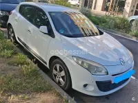 Usado Renault Mégane Dynamique 110 CV (80 kW) 2010 Blanco Berlina