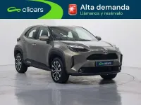 Używany Toyota Yaris Cross Active 91 KM (66 kW) 2022 Brązowy SUV