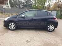 Usado Peugeot 208 Allure 92 CV (67 kW) 2015 Azul Utilitario