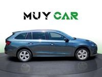 Usado Skoda Octavia Ambition 150 CV (110 kW) 2022 Gris Familiar