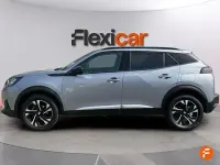 Usado Peugeot 2008 Active 100 CV (73 kW) 2022 Gris SUV