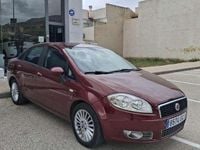 Usado Fiat Linea Emotion 90 CV (66 kW) 2008 Rojo Berlina