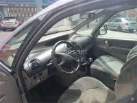 Usado Citroën Xsara Picasso 90 CV (66 kW) 2000 Gris / plata Monovolumen