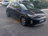 Usado Kia Stonic 100 CV (73 kW) 2021 Negro SUV