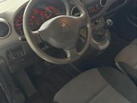 Usado Peugeot Partner 100 CV (73 kW) 2017 Blanco Monovolumen