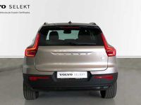 Usado Volvo XC40 Plus 185 kW (252 CV) 2023 Gris SUV