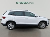 Usado Skoda Karoq Selection 150 CV (110 kW) 2024 Blanco SUV