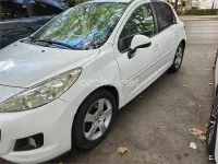 Usado Peugeot 207 92 CV (67 kW) 2010 Blanco Berlina