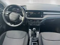 Usado Skoda Fabia Selection 95 CV (69 kW) 2025 Gris / plata Utilitario