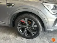 Usado Renault Arkana RS Line 145 CV (106 kW) 2022 Gris SUV
