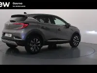 Usado Renault Captur Techno 140 CV (102 kW) 2023 Gris SUV