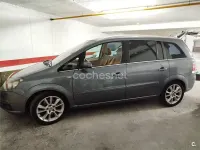 Usado Opel Zafira Cosmo 120 CV (88 kW) 2007 Gris / plata Monovolumen