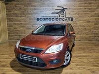 Usado Ford Focus Trend 90 CV (66 kW) 2008 Granate Berlina