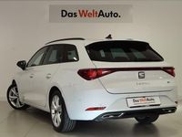 Usado Seat Leon FR 150 CV (110 kW) 2024 Blanco Familiar