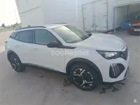 Usado Peugeot 2008 Active 100 CV (73 kW) 2024 Blanco SUV