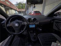 Używany Seat Ibiza Reference 64 KM (47 kW) 2004 Zielony Hatchback