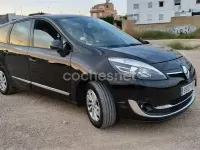 Usado Renault Grand Scénic III Dynamique 130 CV (95 kW) 2013 Negro Monovolumen