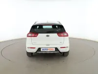 Usado Kia Niro 141 CV (103 kW) 2017 Blanco SUV