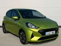 Usado Hyundai i10 67 CV (49 kW) 2024 Verde Utilitario