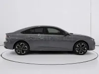 Usado Peugeot 508 SW GT 130 CV (95 kW) 2024 Gris / plata Familiar