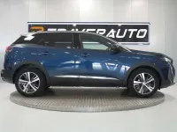 Begagnad Peugeot 3008 Allure 131 HK (96 kW) 2024 Blå SUV