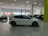 Nowe Ford Focus ST-Line 125 KM (91 kW) 2025 Biały Hatchback
