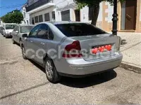 Usado Volvo S40 Momentum 136 CV (100 kW) 2007 Gris / plata Berlina